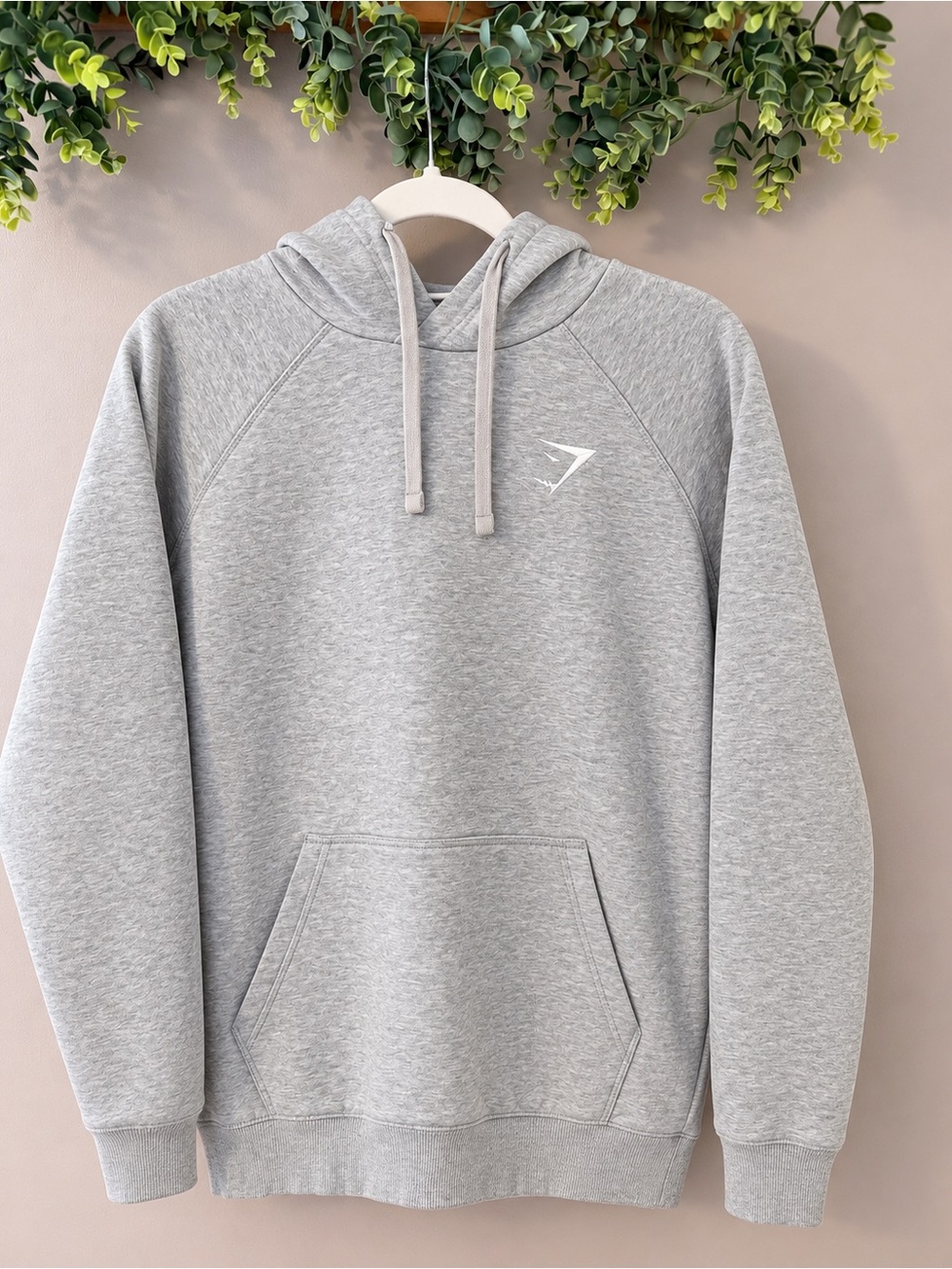 Gymshark Gray Pullover Hoodie Size Medium